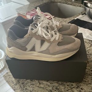 New Balance 57/40 Grey Day  9.5 (StockX Verified)